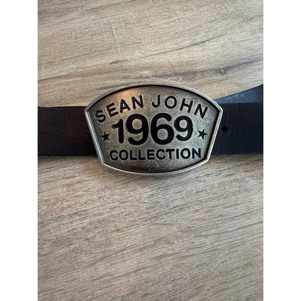 Sean John 1969 Collection Mens Black Leather Belt Distressed Silver Buckle 48in